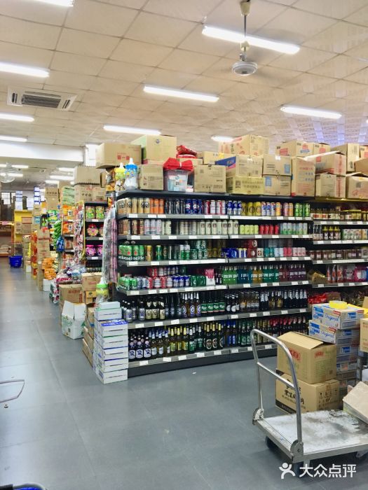 樂從鎮一通食品商行 優質食品供應與社區服務典范